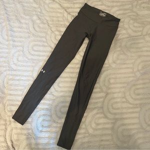 Under Armor Compression leggings